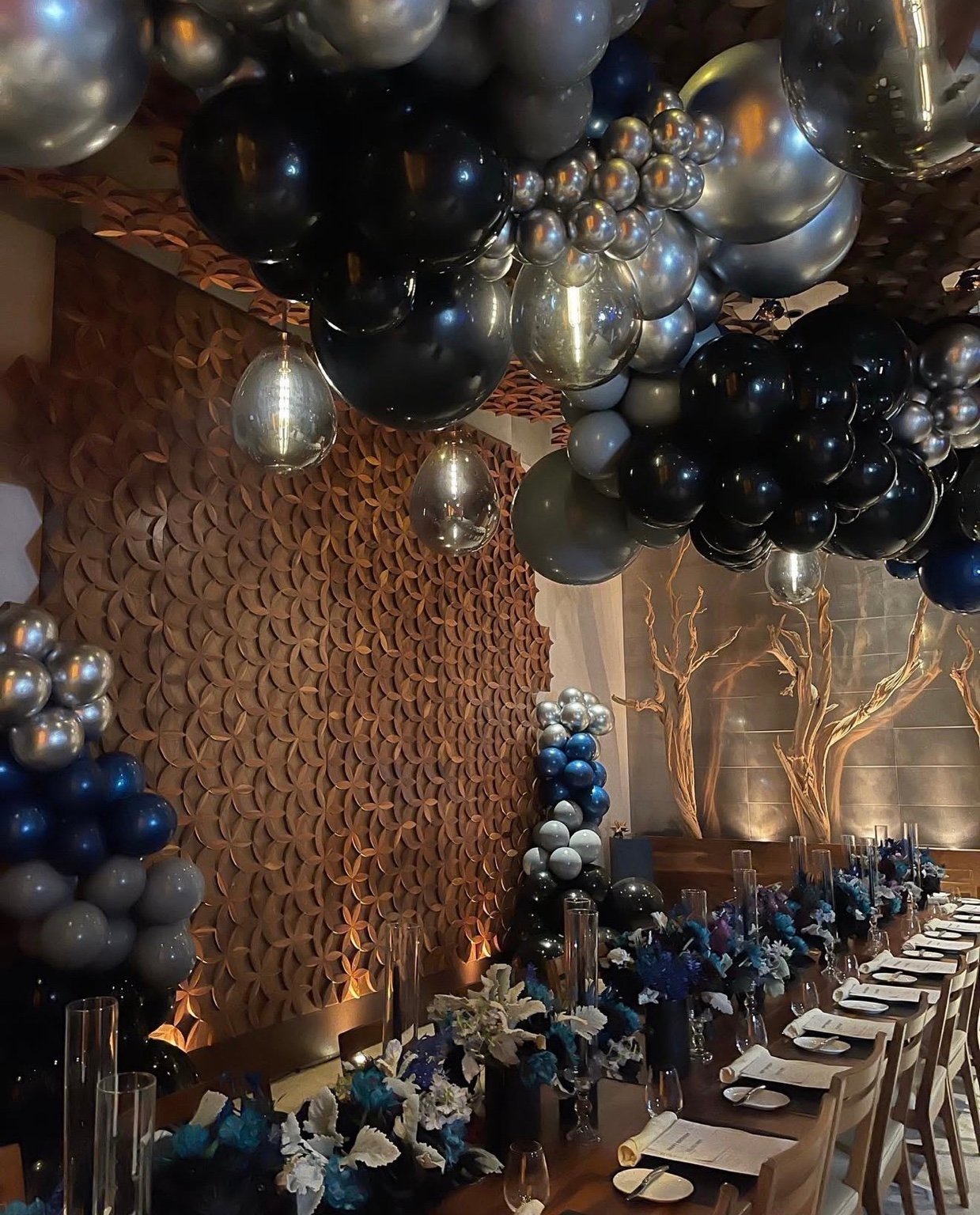 Private dinner — balloon installation & tablescape